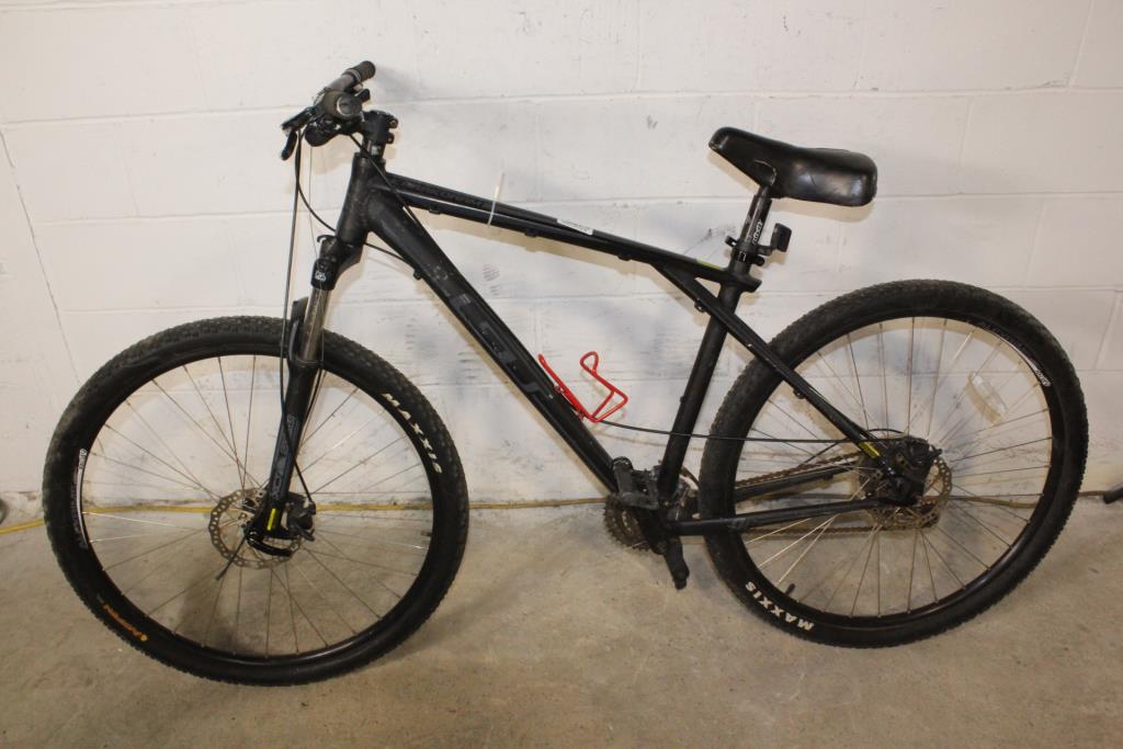 GT Karakoram Mountain Bike Property Room