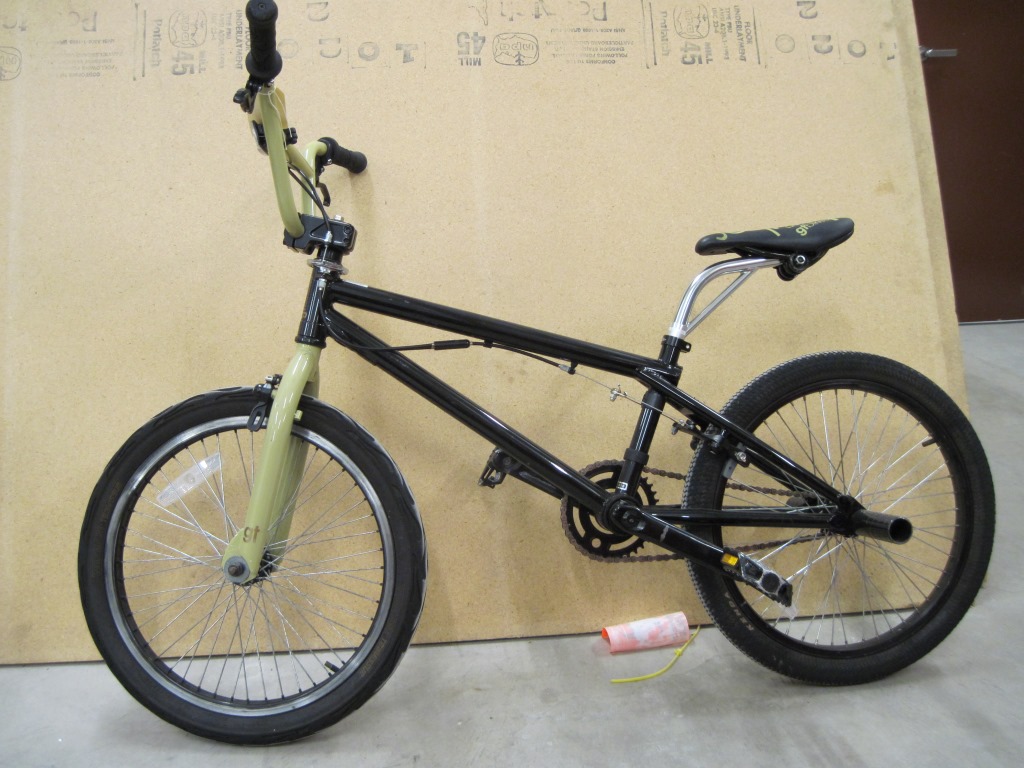 GTBIKES soca 72 Used BMX Bicycle (Minnesota zip code 55443) Property Room