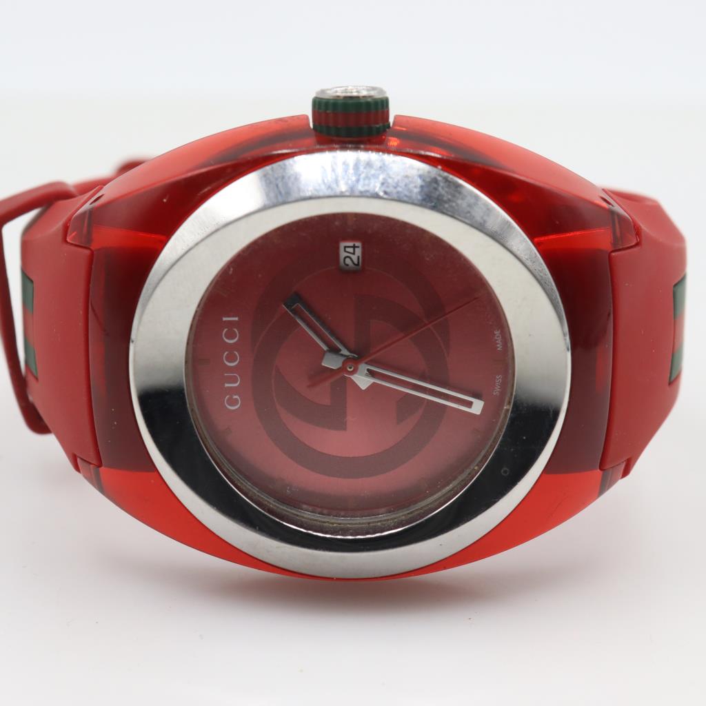 Gucci Sync Quartz Red Dial Red Rubber Strap Watch For Women - YA137303