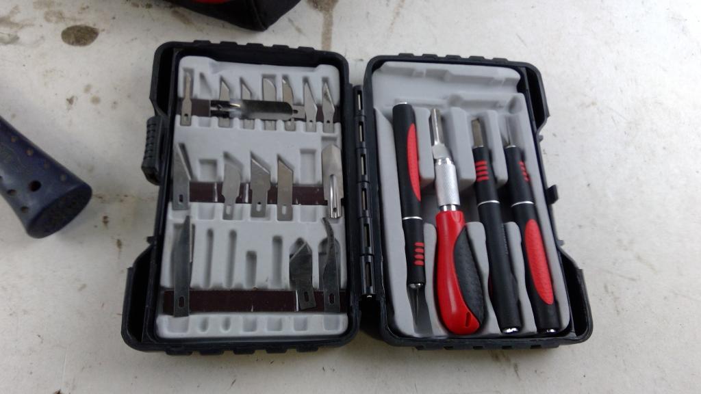 Hammer And More 5+ Pieces