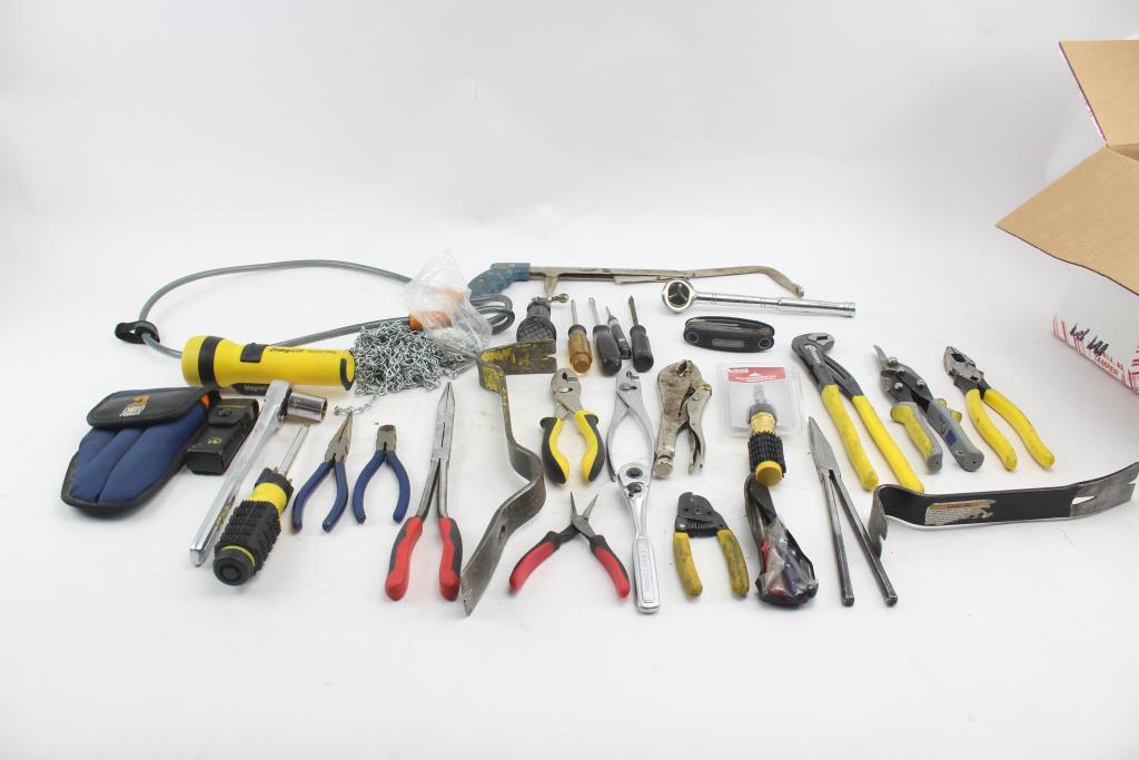 Hand Tools In Computer Large Pallet Computer Desk Hand Tools 10 Steps