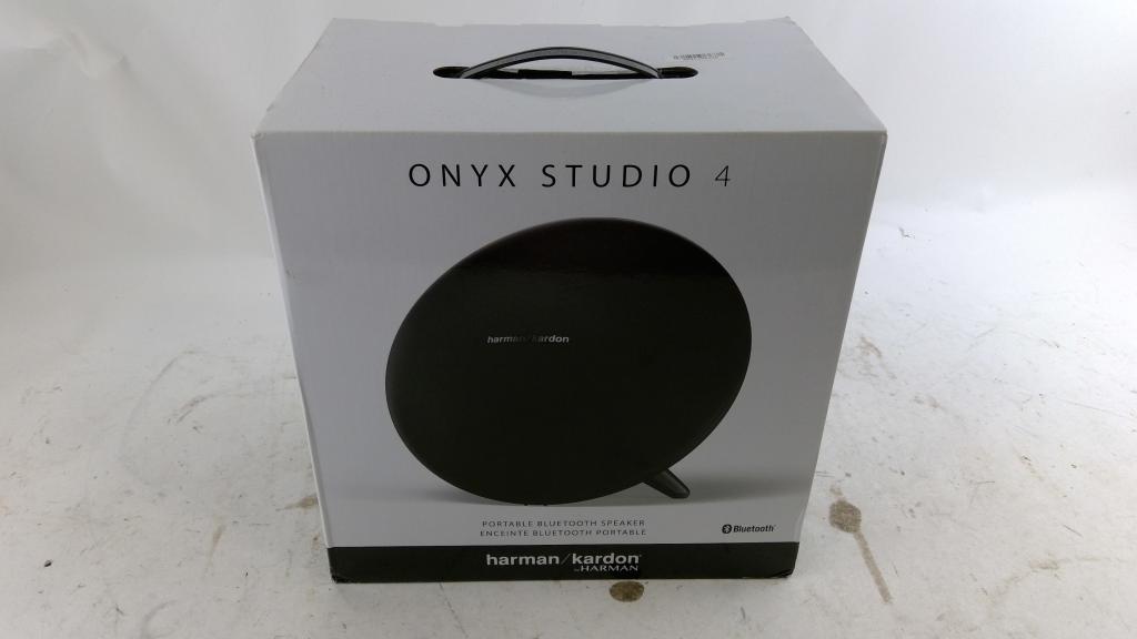 Harman / Kardon Onyx Studio 4 Bluetooth Speaker