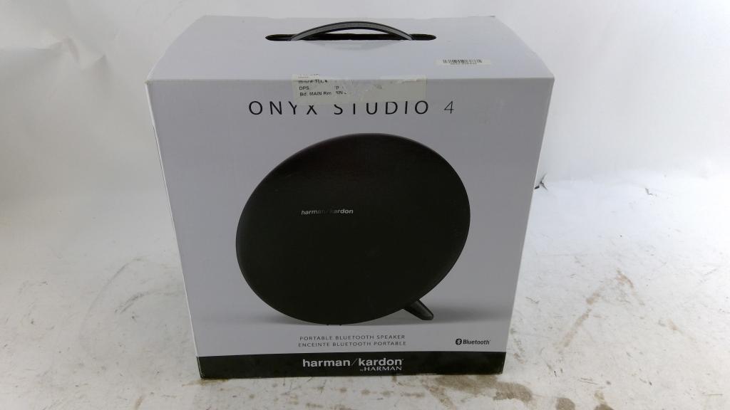Harman / Kardon Onyx Studio 4 Bluetooth Speaker