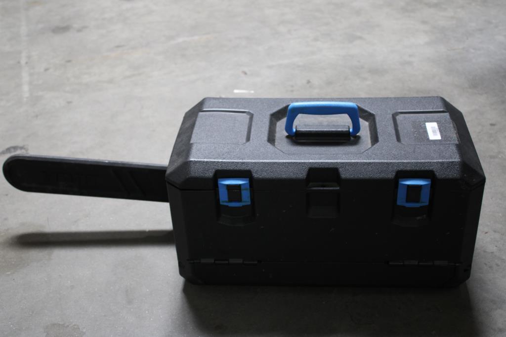 Hart Cordless Chainsaw W Battery And Charger