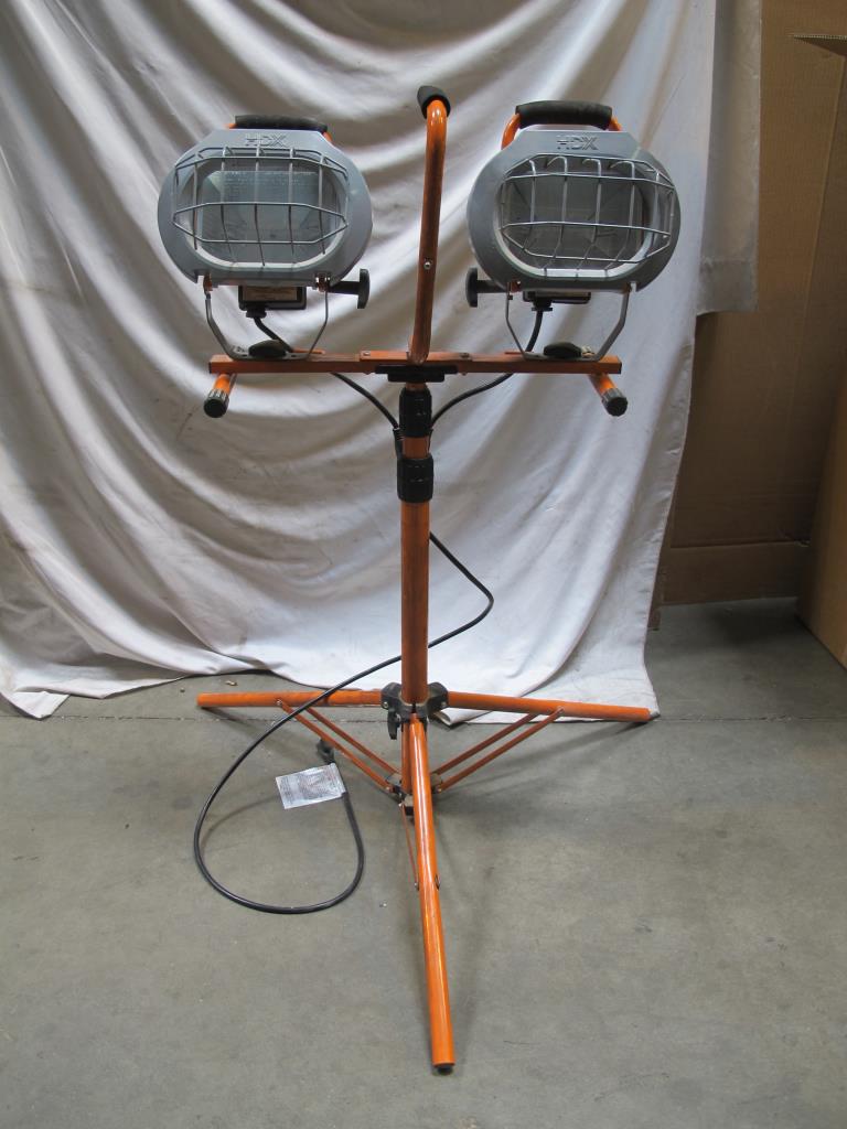 HDX Twin Portable Work Light And Stand Property Room