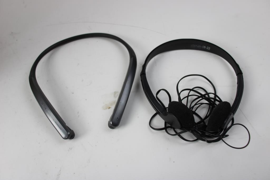 Headphones, Earphones, 4 Pieces