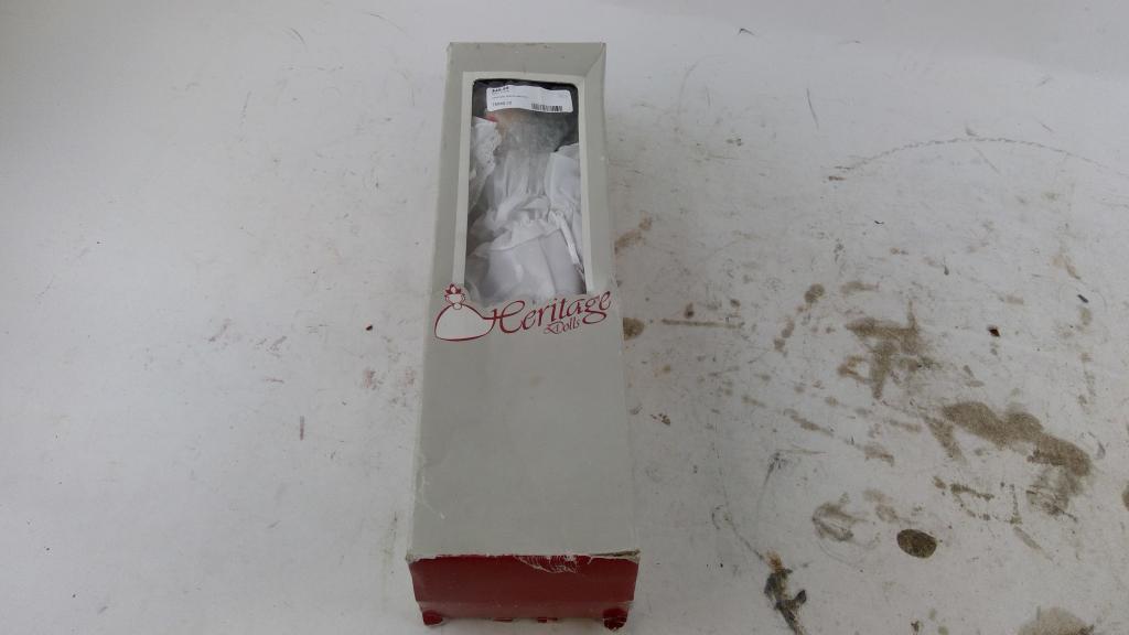 Heratige Dolls Porcealin Doll