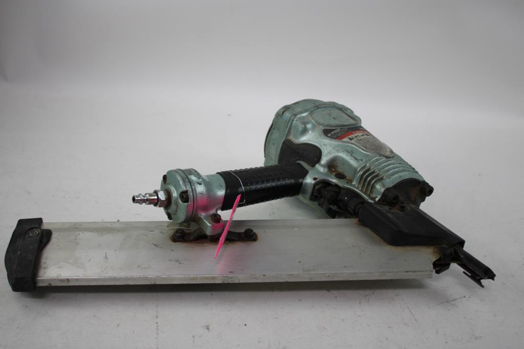 Hitachi 3-1/2" Strip Nailer