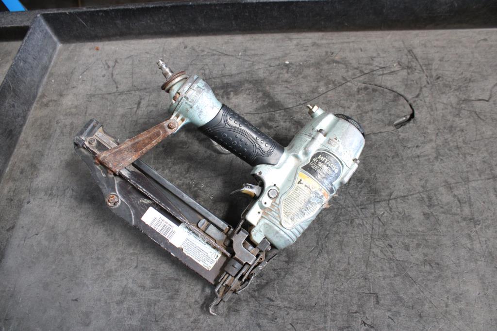 Hitachi Air Finish Nailer