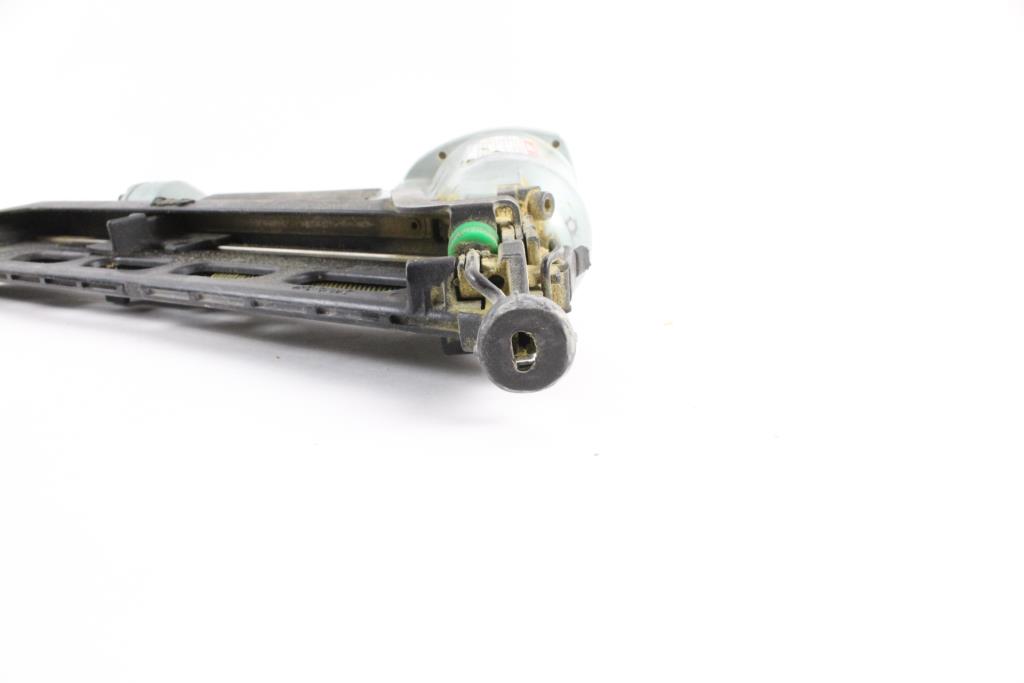 Hitachi Air Finish Nailer Property Room