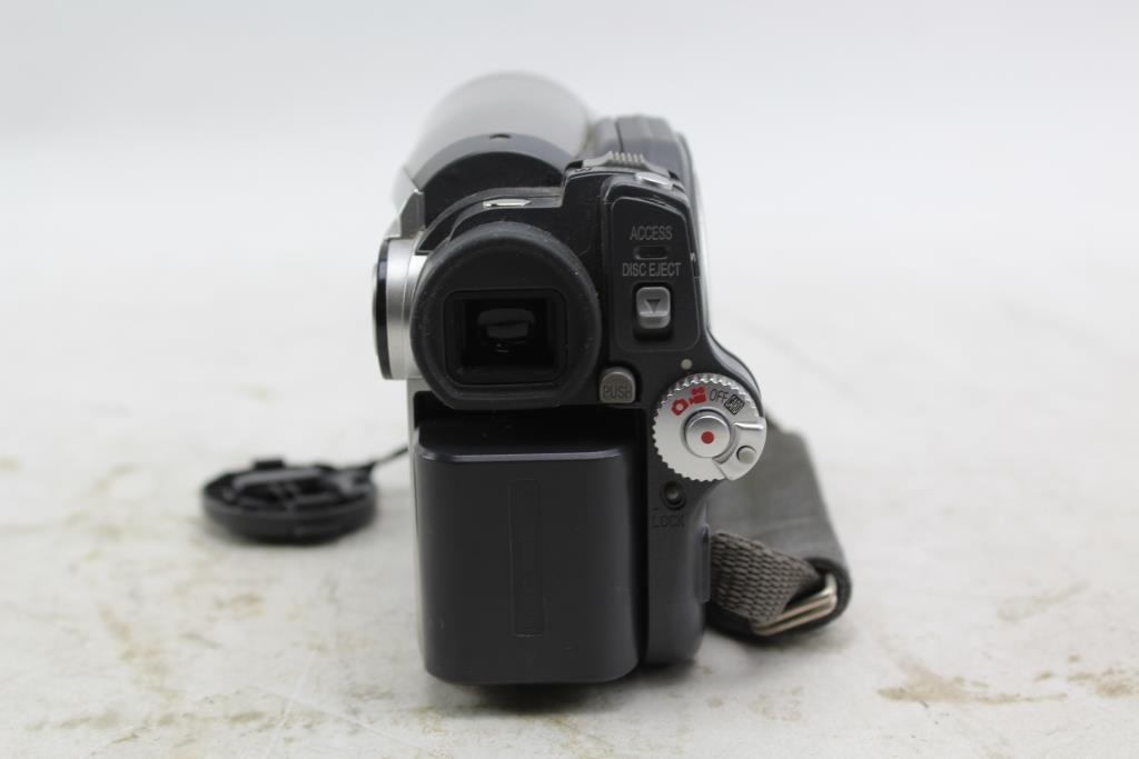Hitachi Dvd Cam Video Camera Property Room