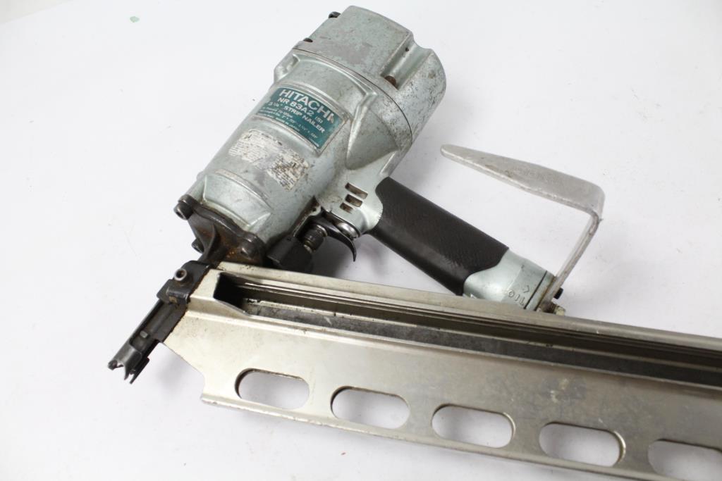 Hitachi NR83A2 Strip Nailer Property Room