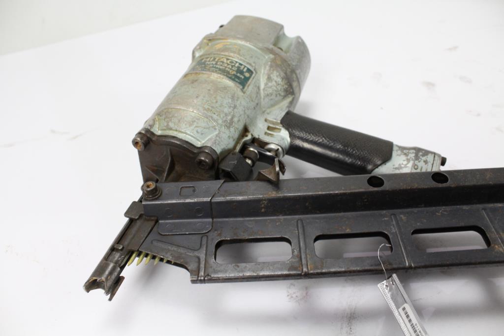 Hitachi NR83A2 Strip Nailer Property Room