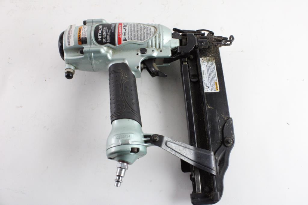 Hitachi Pneumatic Finish Nailer Property Room
