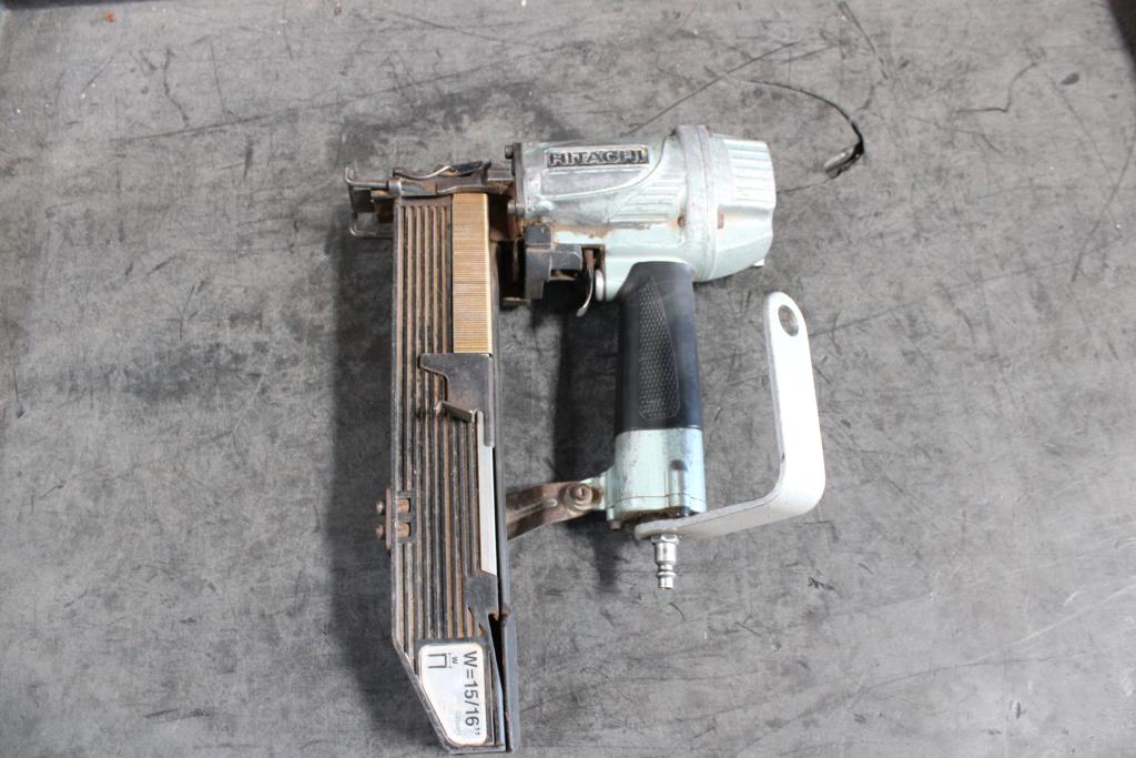 Hitachi Pnuematic Stapler