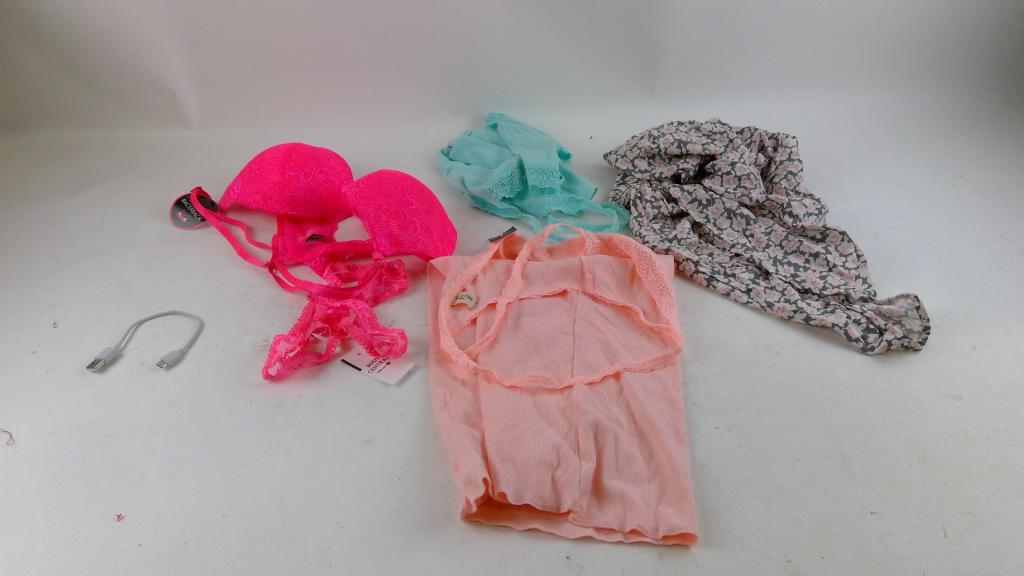 Hollister Shirt Size M And More 5+ Pieces