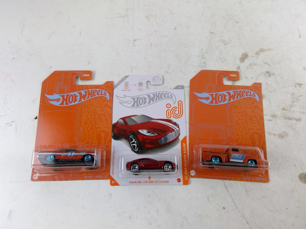 Hotwheels Cars 3 Pieces