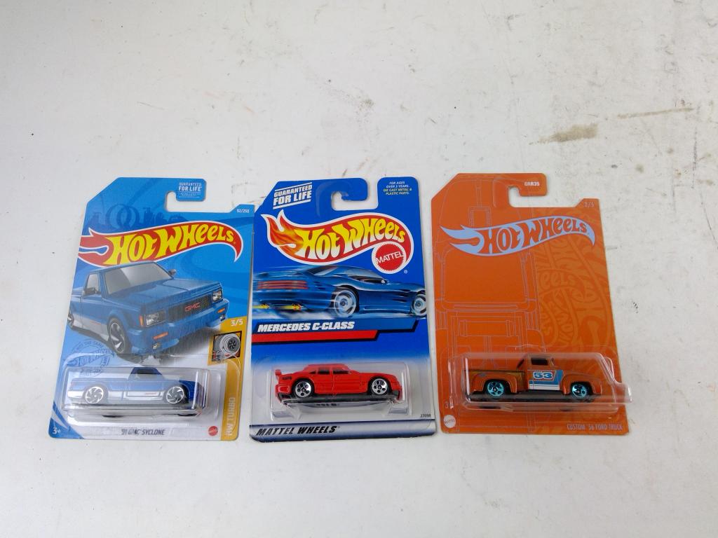 Hotwheels Cars 3 Pieces