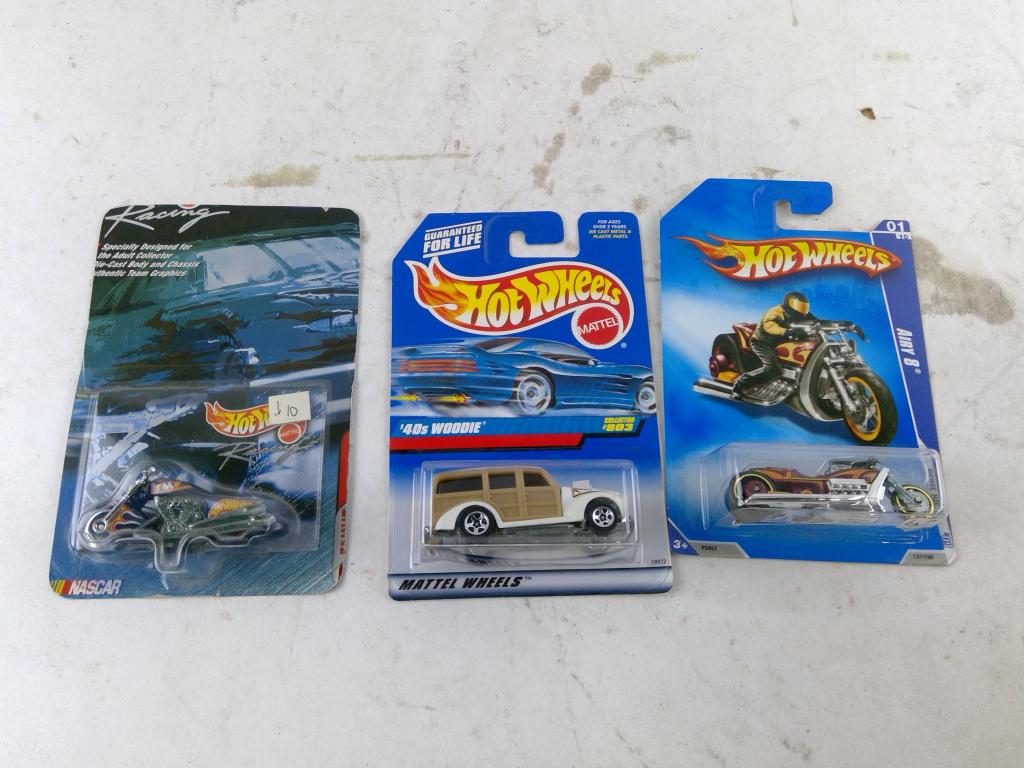 Hotwheels Cars 3 Pieces