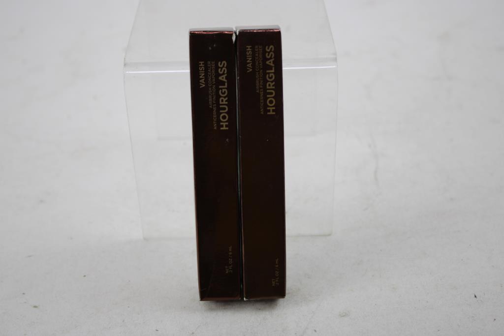 Hourglass Vanish Makeup, 2 Pieces