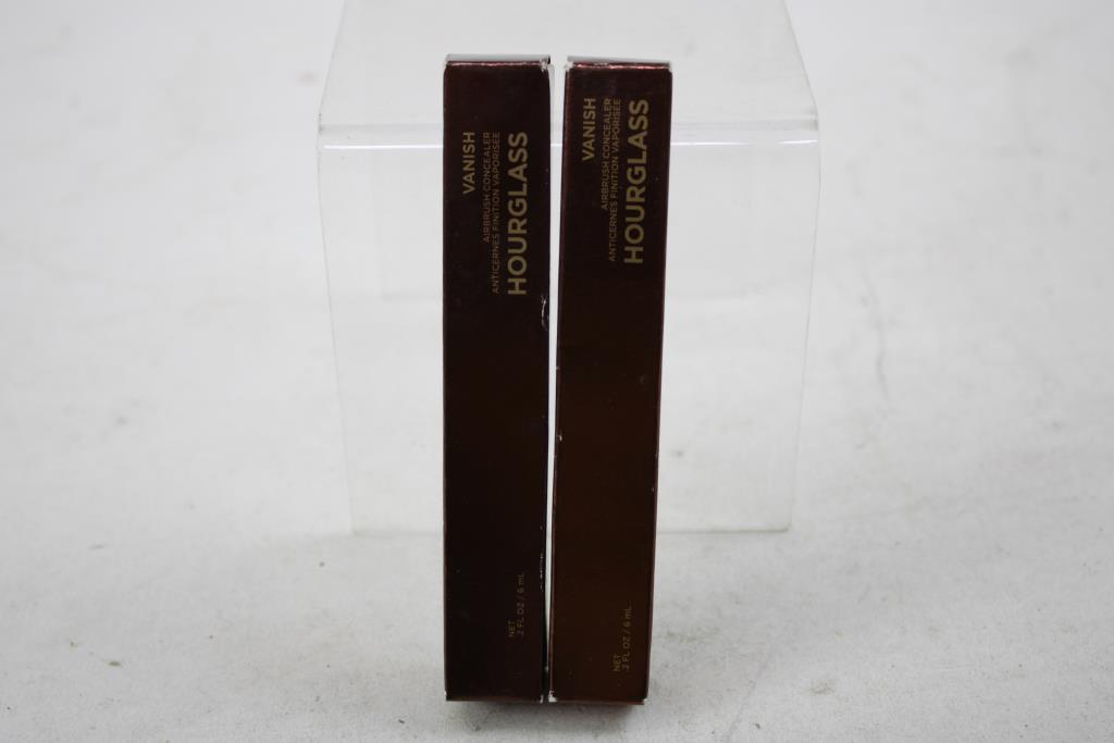 Hourglass Vanish Makeup, 2 Pieces