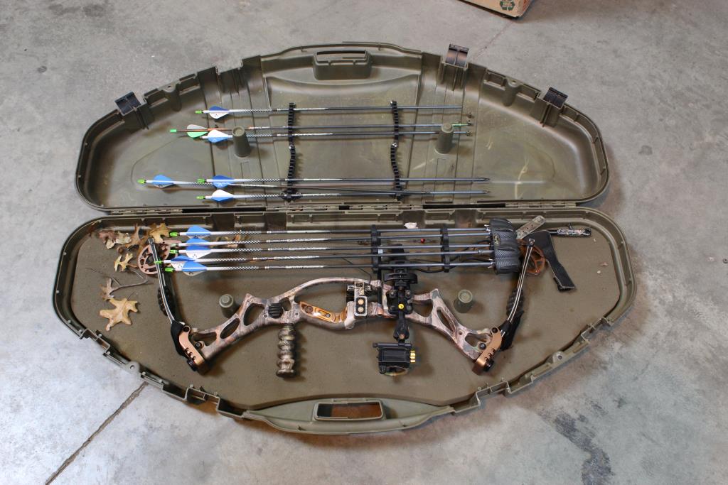 Hoyt Trykon XT 500 Compound Bow With Case Property Room