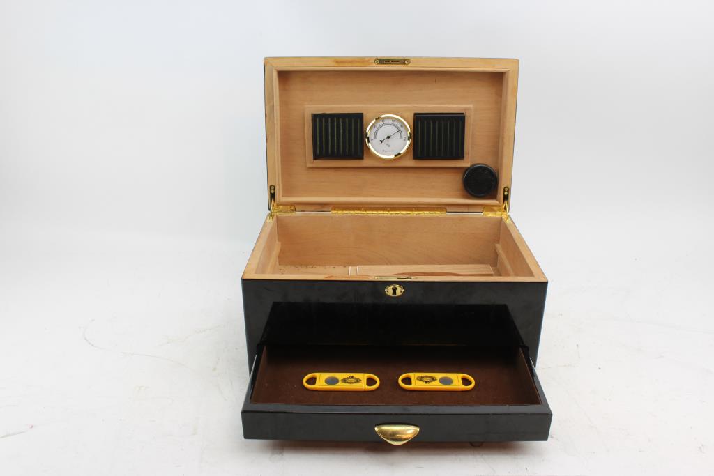 Humidor Supreme Limited Edition 2000 Cigar Box With 2 Partagas Cigar