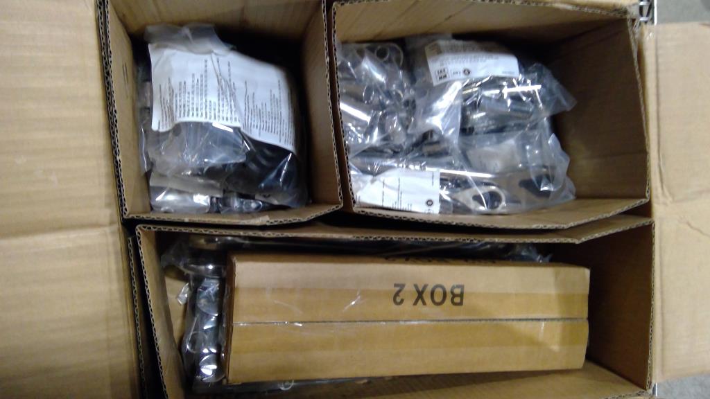 Husky 432Piece Mechanic's Tool Set Property Room