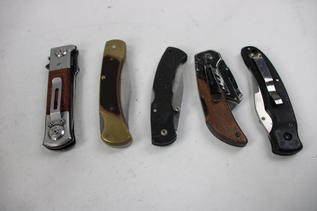 Husky And Other Knives, 11 Pieces