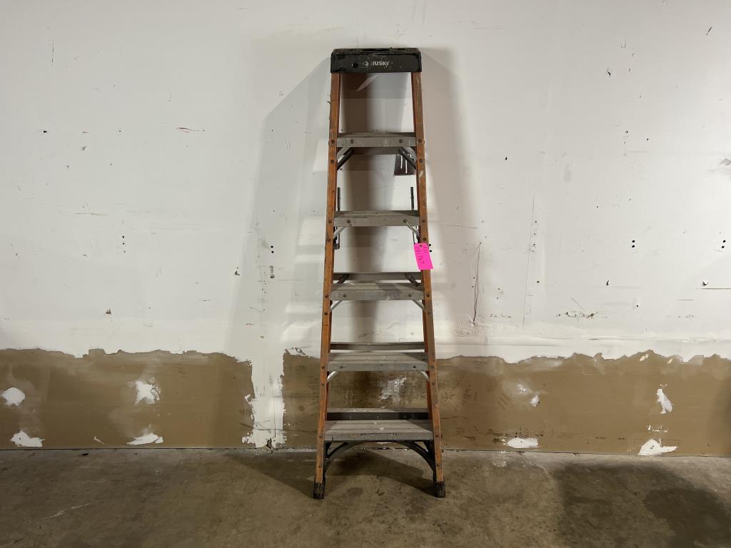 Husky Ladder