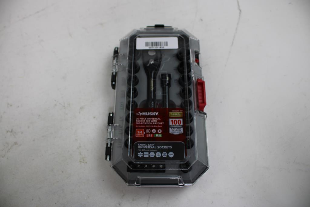 Husky Universal Socket Set With 100-Position Ratchet