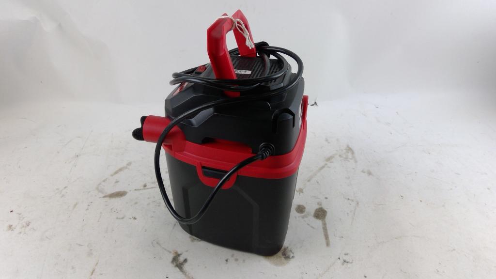 Hyper Tough 1.5 Gallon Wet/Dry Vacuum