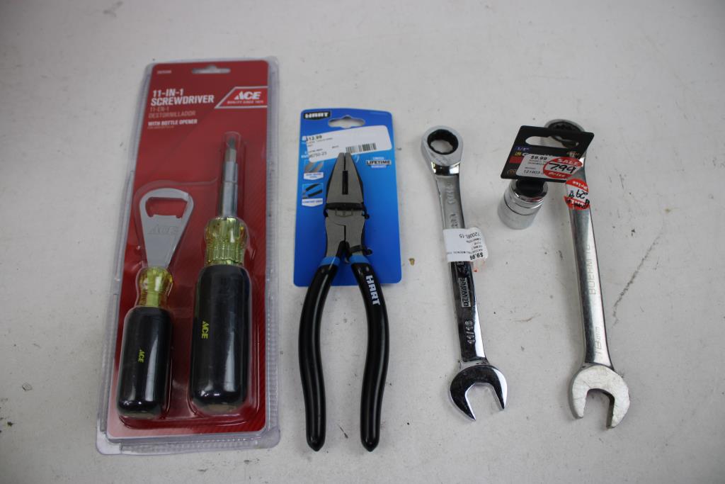 Hyper Tough Cordless Drill, Hart Pliers, GearWrench Socket, And More, 6 Pieces