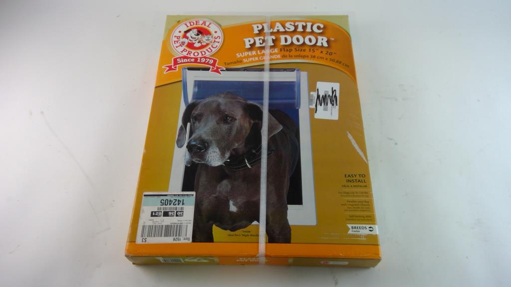 Ideal Pet Products Plastic Pet Door Property Room