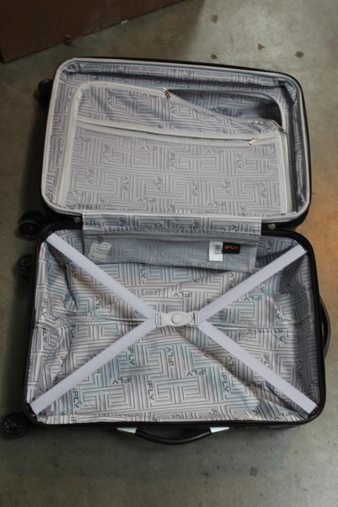 IFly FiberTech Lightweight Hard Plastic Luggage Property Room