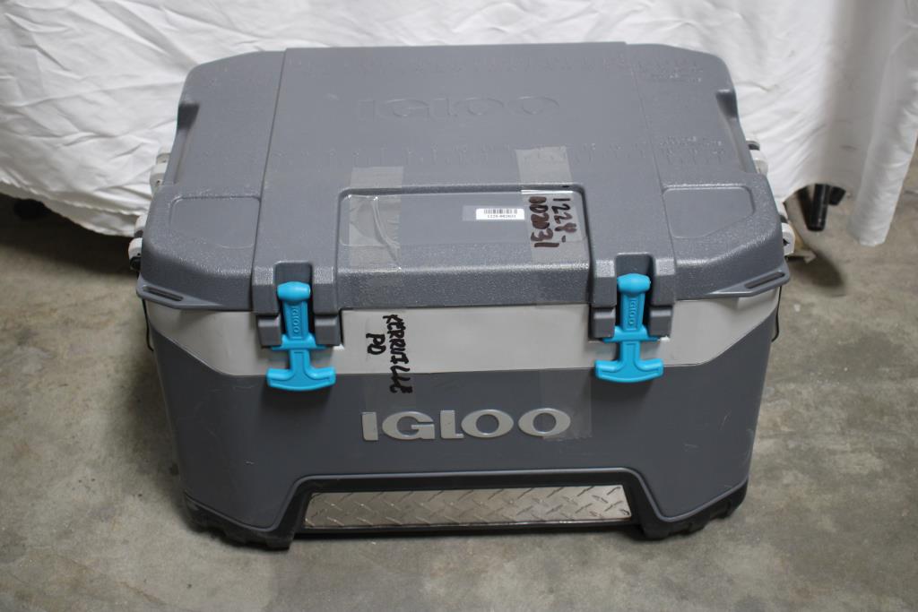 Igloo BMX Hard Cooler, Grey Property Room