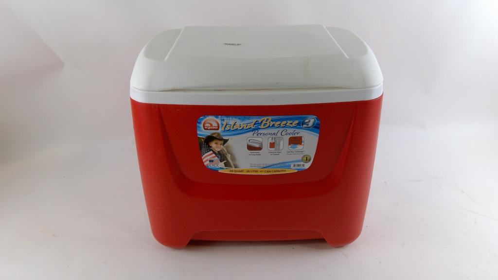 Igloo Island Breeze Cooler