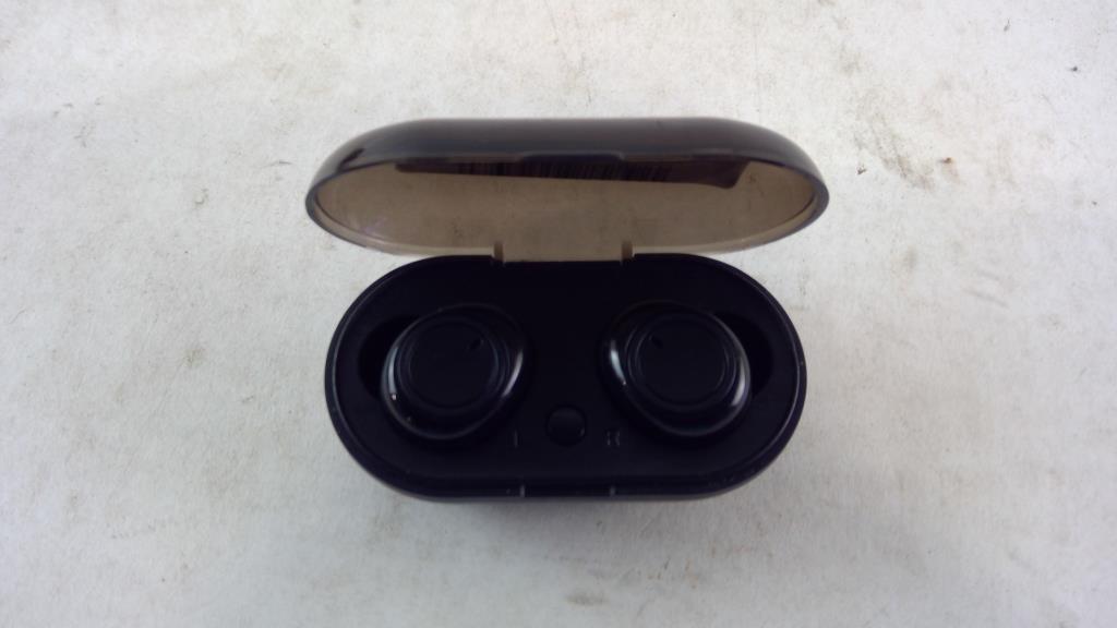 Ihip Earbuds | Property Room