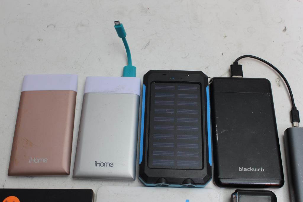 Ihome, Pocket Juice, Belkin+ More Power Banks 10 Pieces Property Room
