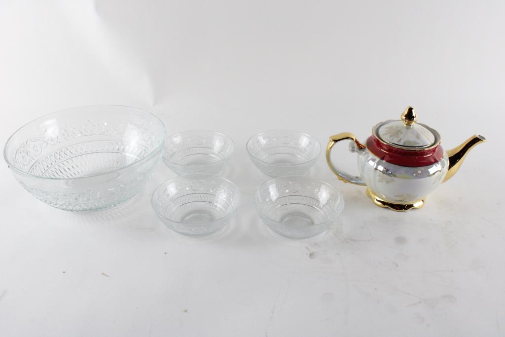 Imperial Ceramic Teapot With Malaysian 4piece Glass Bowl Set Property Room