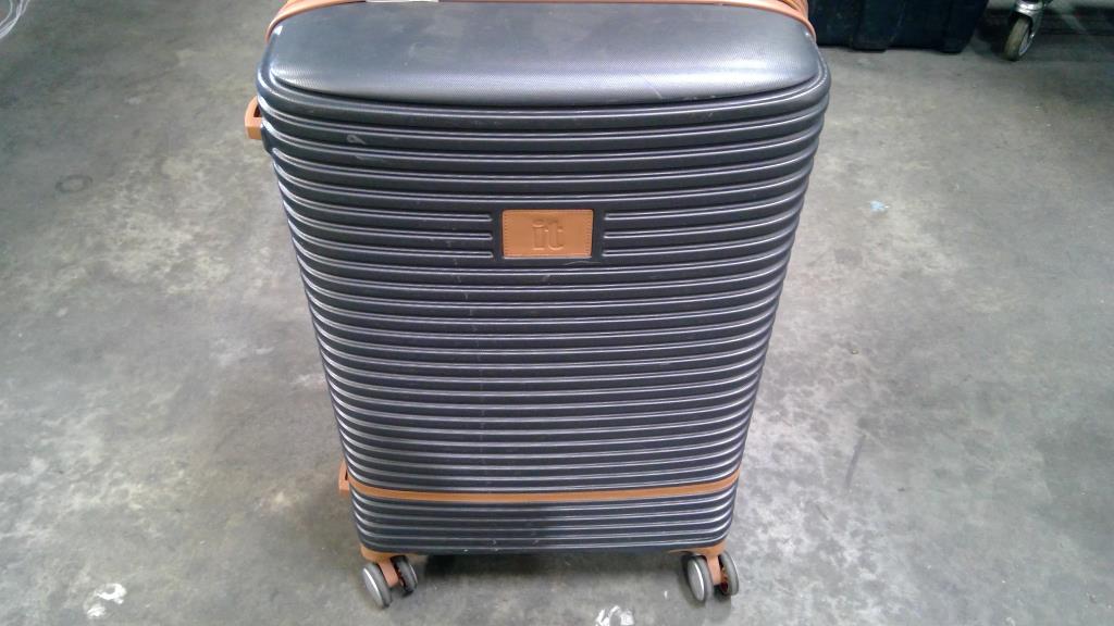 It Rolling Suitcase