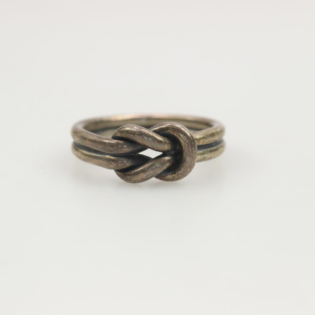 James Avery Lovers Knot Silver Ring Property Room