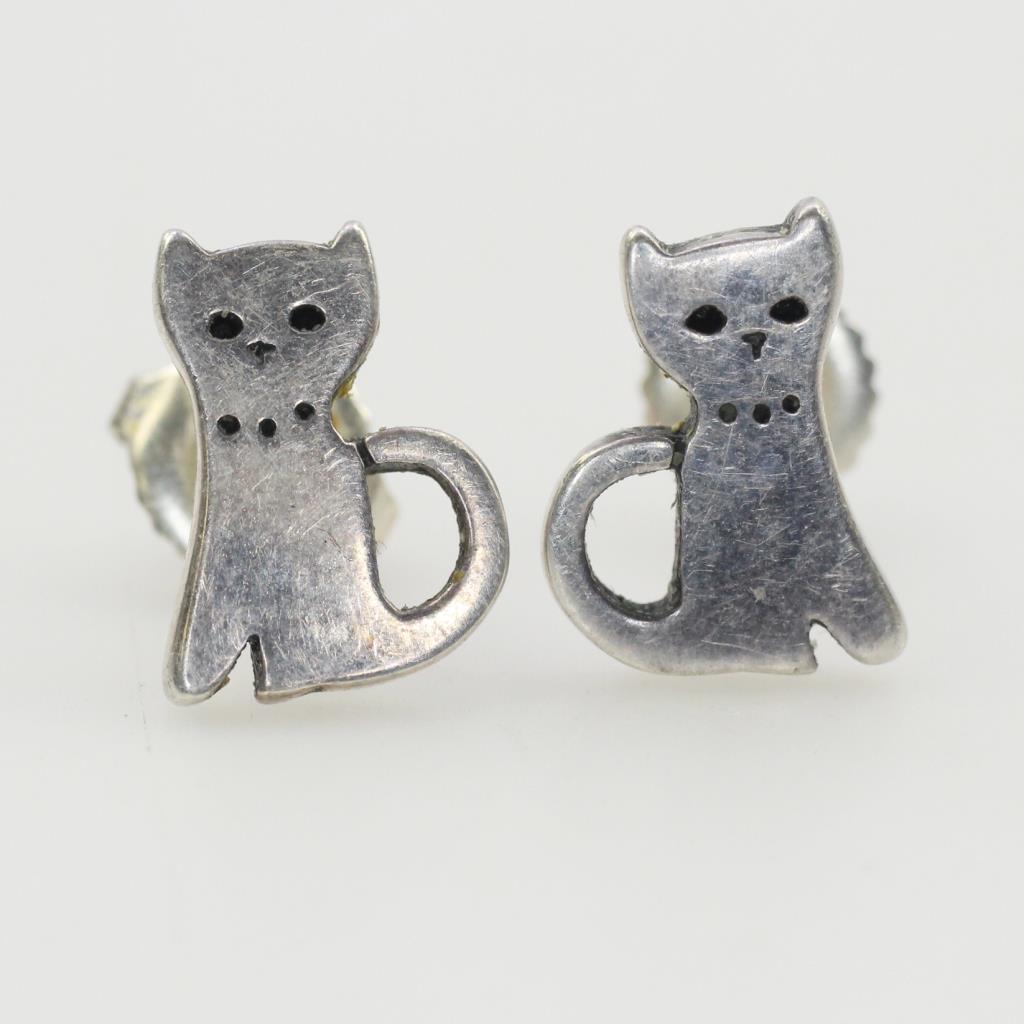James Avery Silver Cat Earrings Property Room