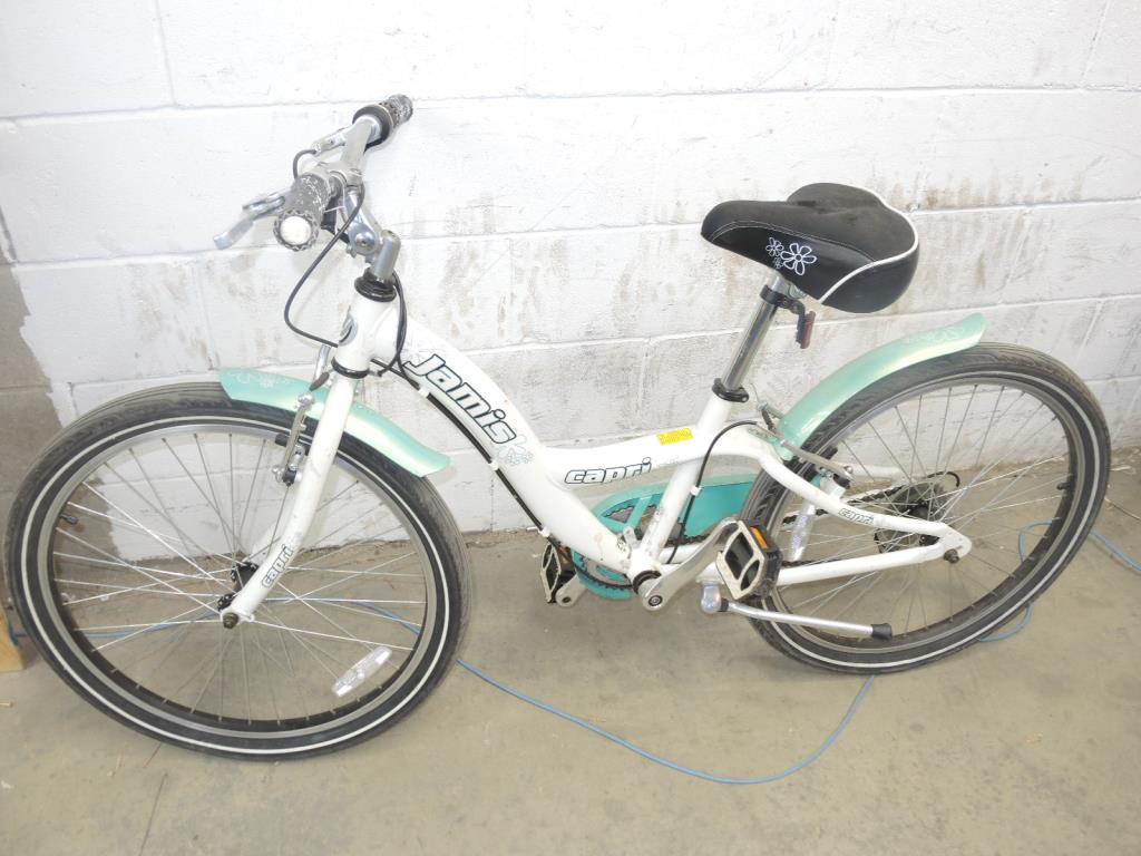 Jamis Capri Kids Bike | Property Room