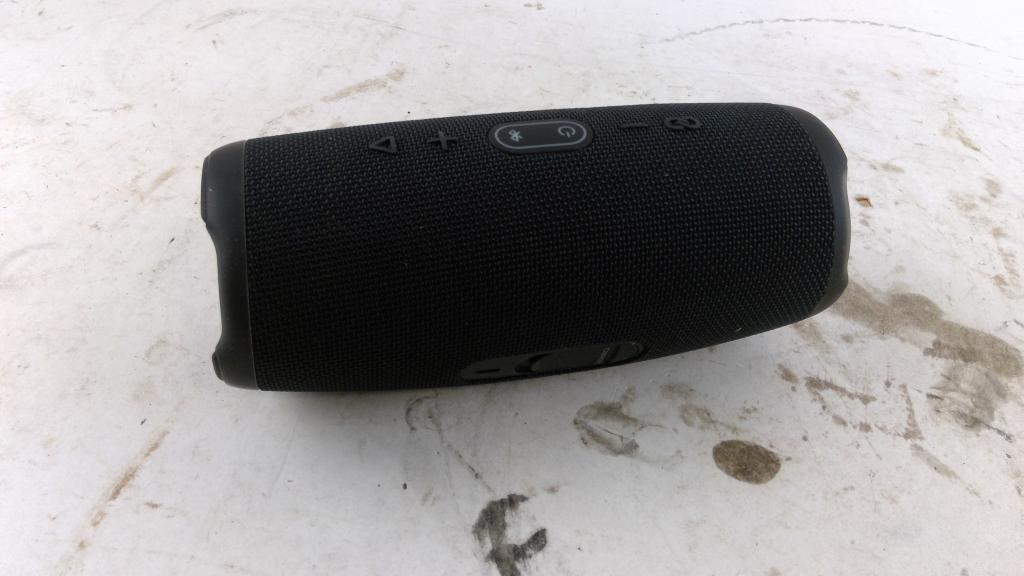 JBL  Bluetooth Speaker
