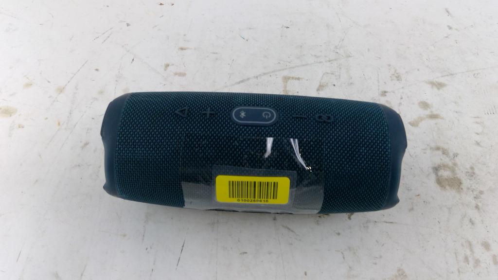 JBL Charge 5 Bluetooth Speaker