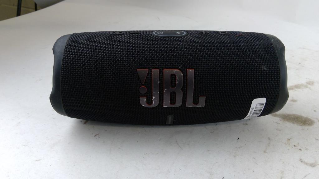 JBL Charge 5 Bluetooth Speaker