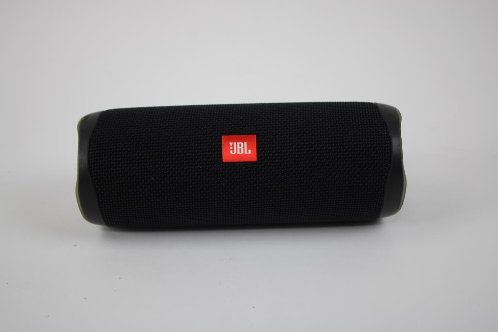JBL Flip 5 Bluetooth Speaker