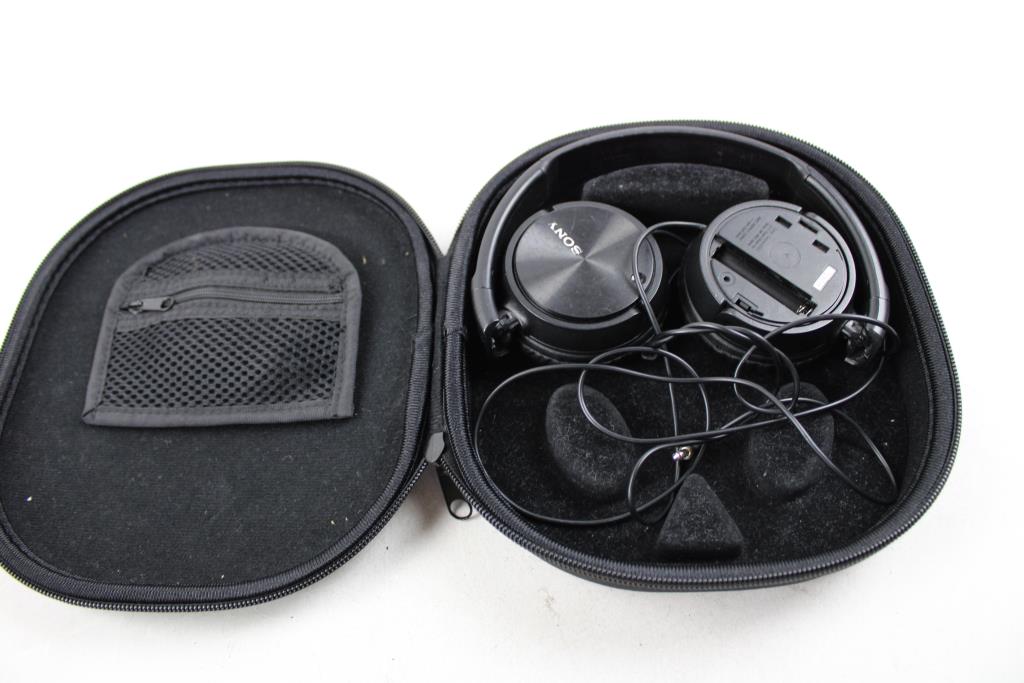 JBL Flip5, And Sony Headphones, 2 Pieces