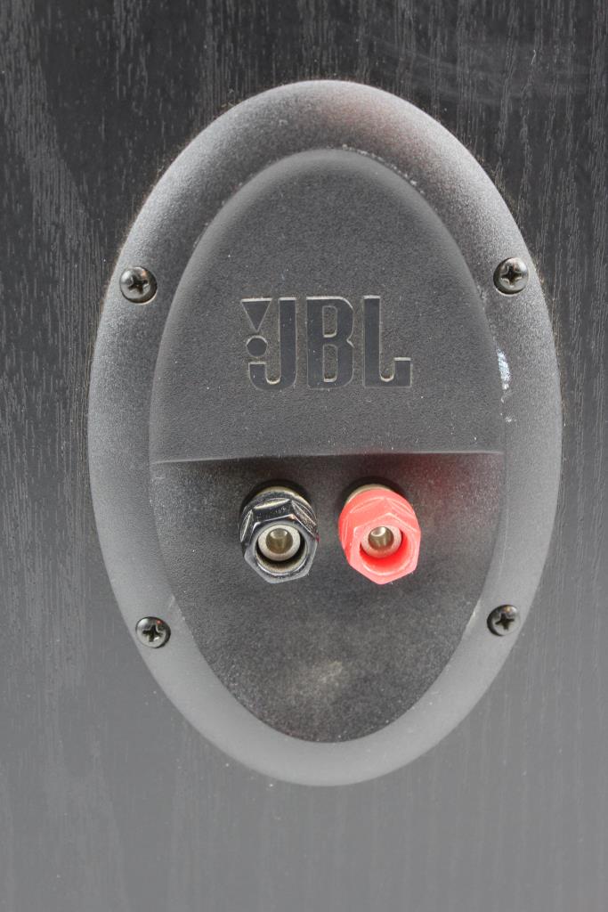 JBL Northridge Series Bookshelf Speaker Property Room